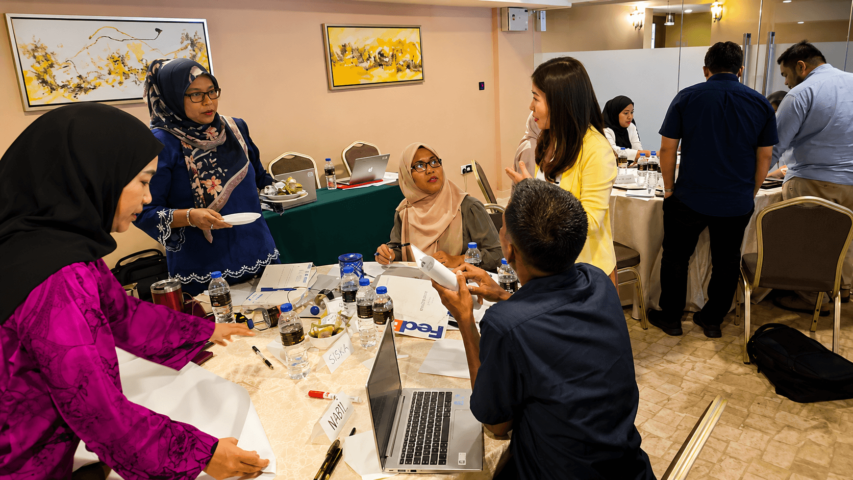 Julee Tan engaging with workshop participants